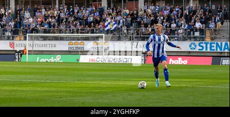 Göteborg, Schweden. September 2023. Spieler Oscar Wendt mit dem Ball für IFK Göteborg im Spiel gegen Brommapojkarna im schwedischen Allvenskan. Stockfoto