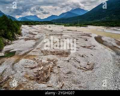 Die letzte Wildnis - der Lech bei Weißenbach im Naturpark Tiorler Lech Stockfoto