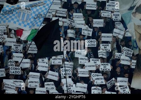 Roma, Italien. November 2024. Fans bei der UEFA Europa League Einzelgruppe zwischen Lazio und Porto im Olympiastadion in Rom, Italien - Donnerstag, 7. November 2024 - Sport Soccer (Foto: Alfredo Falcone/LaPresse) Credit: LaPresse/Alamy Live News Stockfoto