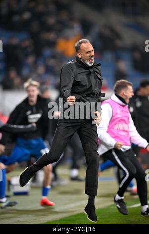 Torjubel Trainer Pellegrino Matarazzo TSG 1899 Hoffenheim nach Tor zum 2:2 von Umut Tohumcu TSG 1899 Hoffenheim (17) TSG 1899 Hoffenheim gegen Olympique Lyon, Fussball, UEFA Europa League, Spieltag 4, Saison 2024/2025, 07.11.2024 Foto: Eibner-Pressefoto/Michael Weber Stockfoto