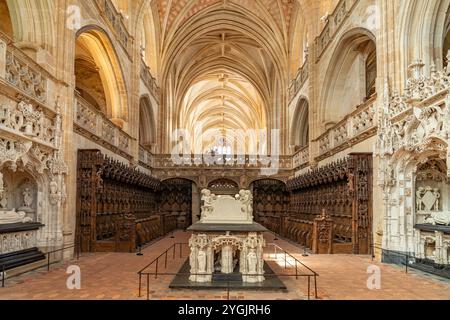 Innenraum der Klosterkirche des Königlichen Klosters Brou mit dem Grab von Philibert dem Jahrmarkt in Bourg-en-Bresse, Frankreich, Europa Stockfoto