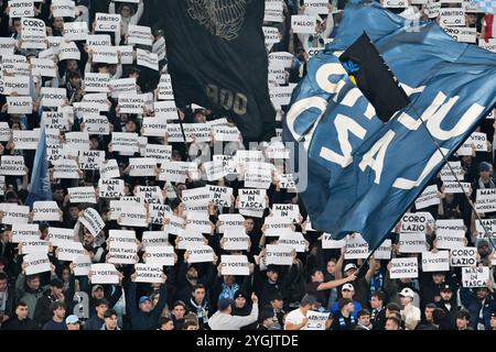 Stadio Olimpico, Rom, Italien. November 2024. UEFA Europa League Football; Lazio gegen Porto; Lazios Supporters Credit: Action Plus Sports/Alamy Live News Stockfoto