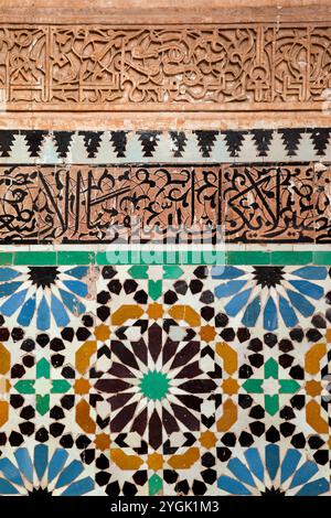 Marrakesch, Wandmosaik am Grab des alawitischen Sultans Moulay El Yazid, saadische Gräber, Grab, saadische Gräber, Architektur, Anblick, Gebäude, Mauer mosa Stockfoto