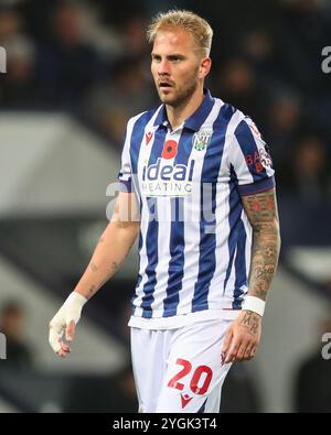 Uroš Račić of West Bromwich Albion während des Sky Bet Championship Matches West Bromwich Albion vs Burnley at the Hawthorns, West Bromwich, Vereinigtes Königreich, 7. November 2024 (Foto: Gareth Evans/News Images) Stockfoto