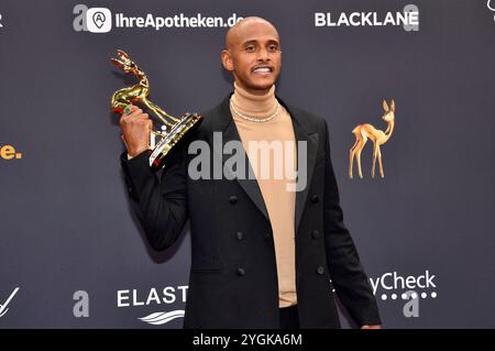 Tedros Teclebrhan bei der 76. Bambi-Verleihung 2024 in den Bavaria Filmstudios. München, 07.11.2024 Stockfoto