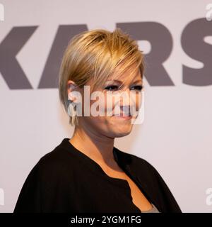 Saengerin Helene Fischer - Autogrammstunde im Karstadt Leipzig *** Sängerin Helene Fischer Autogrammstunde in der Karstadt Leipzig Stockfoto