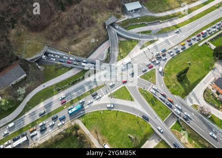 Ljubljana, Slowenien - 24. März 2023: Predor Šentvid - Šentvid-Tunnel - Situation vor den neuen Bauarbeiten, die am 11.11.2024 beginnen werden Stockfoto