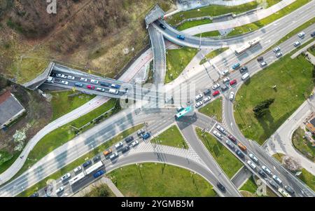 Ljubljana, Slowenien - 24. März 2023: Predor Šentvid - Šentvid-Tunnel - Situation vor den neuen Bauarbeiten, die am 11.11.2024 beginnen werden Stockfoto