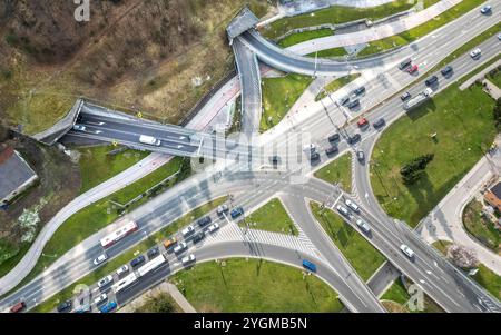 Ljubljana, Slowenien - 24. März 2023: Predor Šentvid - Šentvid-Tunnel - Situation vor den neuen Bauarbeiten, die am 11.11.2024 beginnen werden Stockfoto