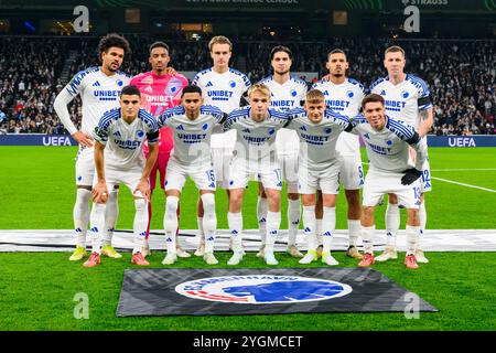 1 (FCK) - Nathan Trott (Keeper), 2 (FCK) - Kevin Diks, 5 (FCK) - Gabriel Pereira, 8 (FCK) - Magnus Mattsson, 9 (FCK) - Deutsch Onugkha, 10 (FCK) - Moha Stockfoto