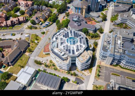 Poole UK, 17. Juni 2020: Luftaufnahme der Bournemouth University, Talbot Campus Gebäude von oben zeigt die Arts University Bournemouth, die Stockfoto