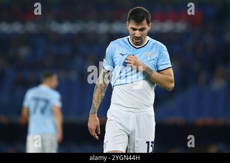 Rom, Italien. November 2024. Alessio Romagnoli aus Latium reagiert während der UEFA Europa League, Ligaparena, des 4. Spieltags des Fußballspiels der SS Lazio Stockfoto