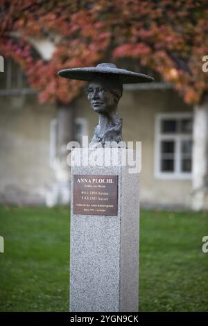 Büste von Anna Plochl, Steirische Ehrengalerie auf Schloss Graz, Graz, Steiermark, Österreich, Europa Stockfoto