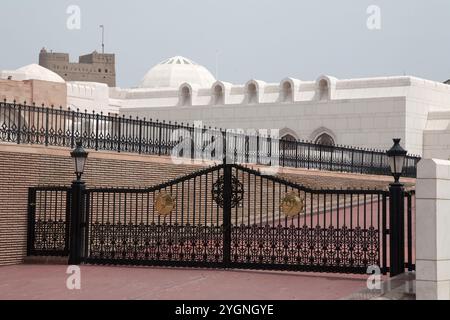 Tor vor dem al-alam-Palast, dem alten muscat oman im Nahen Osten Stockfoto