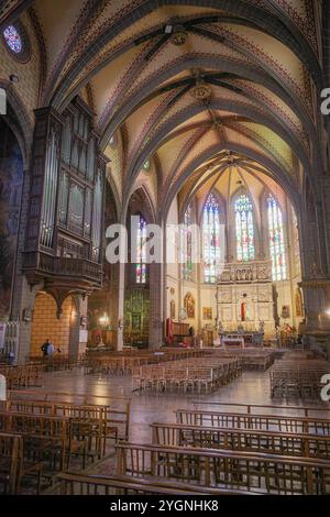 Perpignan, Frankreich - 27. August 2024: Innere der Kathedrale Saint Jean aus dem 14. Jahrhundert, Perpignan, Pyrenäen Orientales Stockfoto