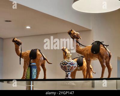 Kamel-Souvenirs im Einkaufsgeschäft Stockfoto
