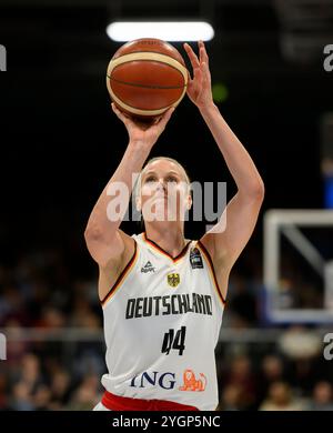 Marie BERTHOLDT (GER) Aktion, Qualifikation der Basketball-Europameisterschaft der Frauen, Deutschland (GER) - Griechenland (GRE) 79:76, am 07.11.2024 in Hagen/Deutschland Stockfoto