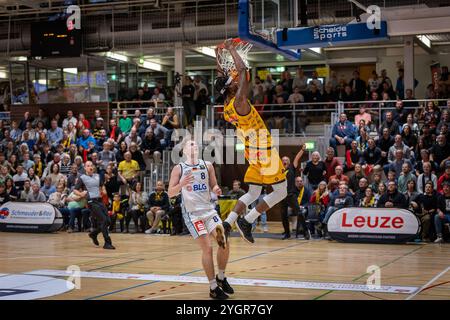 #, GER, Bozic Estriche Ritter Kirchheim vs. Eisbaeren Bremerhaven, BARMER 2. Basketball-Bundesliga, 8. Spieltag, Saison 2024/2025, 08.11.2024, Foto: Eibner-Pressefoto/Nina Sander Stockfoto