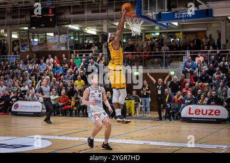 #, GER, Bozic Estriche Ritter Kirchheim vs. Eisbaeren Bremerhaven, BARMER 2. Basketball-Bundesliga, 8. Spieltag, Saison 2024/2025, 08.11.2024, Foto: Eibner-Pressefoto/Nina Sander Stockfoto