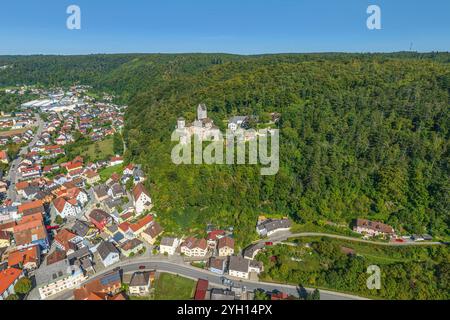 Der Naturpark Altmühltal rund um das Marktdorf Kipfenberg im Landkreis Eichstätt von oben Stockfoto