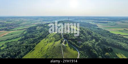 Sonniger Sommerabend im Erholungsgebiet Hesselberg bei Wassertrüdingen Stockfoto