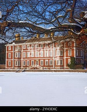 Ham House im Winterschnee 17. Jahrhundert Stuart-Periode Herrenhaus, Südfront Blick perfekter Winterschnee. (Öffentlich zugänglicher Blickpunkt) Richmond Surrey UK Stockfoto