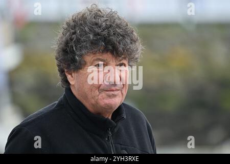 Jean Le Cam, französischer professioneller Segler und Skipper, Tout, startet en Finistere Team am Vorabend des Starts der Vendee Globe 2024, am 9. November 2024 in Les Sables-d'Olonne. Foto: Tomas Stevens/ABACAPRESS. COM Credit: Abaca Press/Alamy Live News Stockfoto