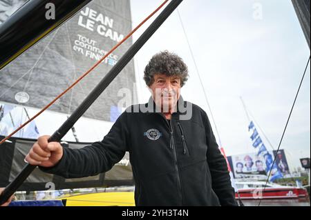 Jean Le Cam, französischer professioneller Segler und Skipper, Tout, startet en Finistere Team am Vorabend des Starts der Vendee Globe 2024, am 9. November 2024 in Les Sables-d'Olonne. Foto: Tomas Stevens/ABACAPRESS. COM Credit: Abaca Press/Alamy Live News Stockfoto