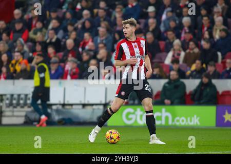 London, Großbritannien. November 2024. London, England, 9. Oktober 2024: Nathan Collins (22 Brentford) während des Premier League-Spiels zwischen Brentford und Bournemouth im Gtech Community Stadium in London (Alexander Canillas/SPP) Credit: SPP Sport Press Photo. /Alamy Live News Stockfoto