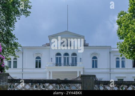 Bonn, Deutschland - 21. Mai 2024 : Blick auf die Villa Hammerschmidt, die zweite offizielle Residenz des Bundespräsidenten Stockfoto