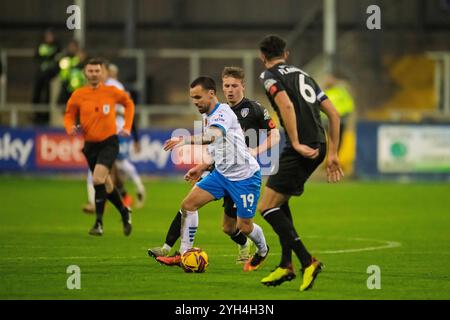 Holker Street, Barrow-in-Furness am Samstag, 9. November 2024. Barrow's Dom Telford im Einsatz während des Spiels der Sky Bet League 2 zwischen Barrow und Colchester United in der Holker Street, Barrow-in-Furness am Samstag, den 9. November 2024. (Foto: Ian Allington | MI News) Credit: MI News & Sport /Alamy Live News Stockfoto