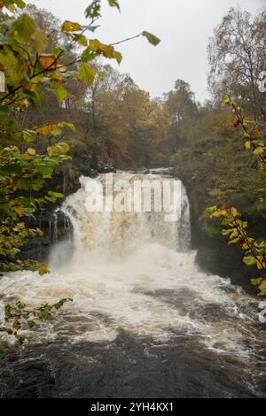 Fälle von Falloch, in der Nähe des Dorfes Crianlarich, Schottland Stockfoto