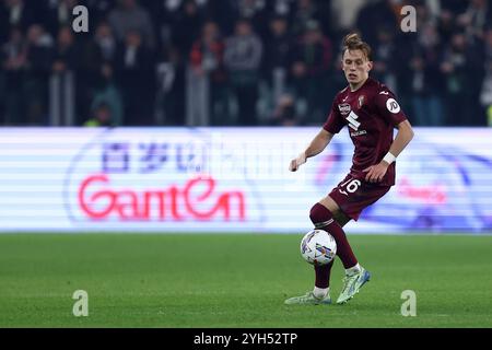 Turin, Italien. November 2024. Marcus Pedersen vom FC Turin im Spiel der Serie A zwischen Juventus FC und Torino FC im Allianz Stadium am 9. November 2024 in Turin, Italien. Quelle: Marco Canoniero/Alamy Live News Stockfoto