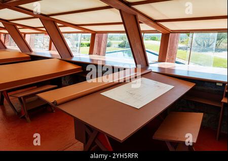 Innenansicht; Zeichentische; Frank Lloyd Wright's Taliesin West; Scottsdale; Arizona; USA Stockfoto