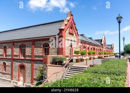 19. Jahrhundert Chateau Tanunda Winery from Gardens, Basedow Road, Tanunda, Barossa Valley, South Australia, Australien Stockfoto