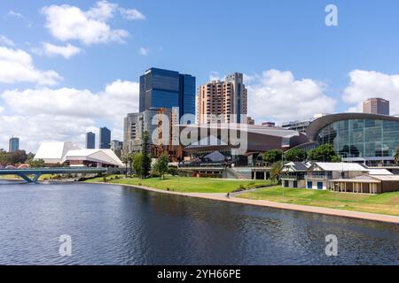 Blick auf die Stadt über den Fluss Torrens, Adelaide, South Australia, Australien Stockfoto