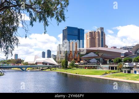 Blick auf die Stadt über den Fluss Torrens, Adelaide, South Australia, Australien Stockfoto