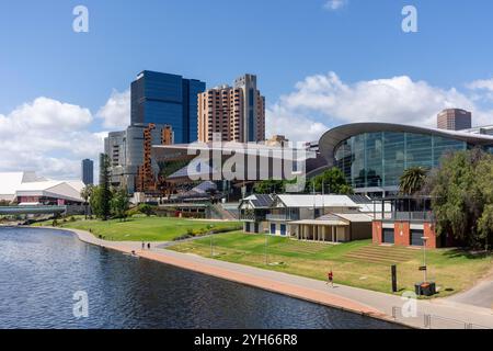 Blick auf die Stadt über den Fluss Torrens, Adelaide, South Australia, Australien Stockfoto