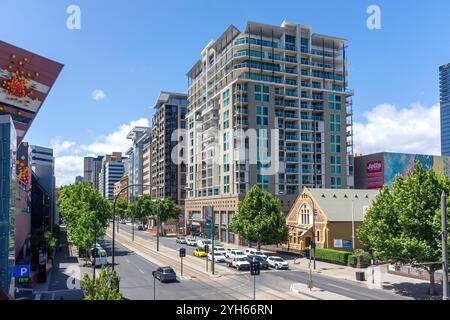 Straßenszene von Montefiore Road, North Terrace, Adelaide, South Australia, Australien Stockfoto