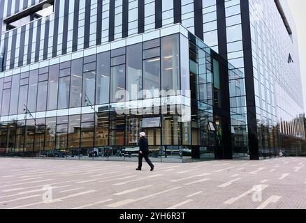 Die Büros des North Northamptonshire Council im Cube-Gebäude in Corby, England. Stockfoto