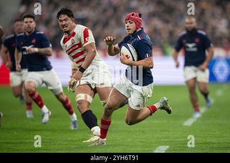 Saint Denis, Frankreich. November 2024. Louis Bielle-Biarrey (R) von Frankreich im Einsatz während des Rugbyspiels der Autumn Nations Series zwischen Frankreich und Japan, Frankreich, in Saint Denis, 9. November 2024 Foto: Eliot Blondet/ABACAPRESS. COM Credit: Abaca Press/Alamy Live News Stockfoto