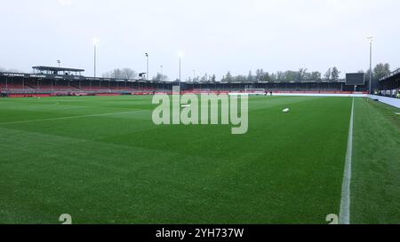 Almere, Niederlande. November 2024. ALMERE, 10-11-2024, Yanmar Stadium, Saison 2024/2025, Dutch Eredivisie Football. Überblick über das stadion vor dem Spiel Almere City - Feyenoord Credit: Pro Shots/Alamy Live News Stockfoto