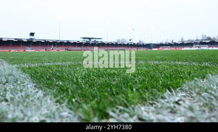 Almere, Niederlande. November 2024. ALMERE, 10-11-2024, Yanmar Stadium, Saison 2024/2025, Dutch Eredivisie Football. Überblick über das stadion vor dem Spiel Almere City - Feyenoord Credit: Pro Shots/Alamy Live News Stockfoto