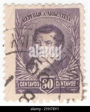 ARGENTINIEN - 02. April 1896: 80 Centavos dunkelviolett Briefmarke mit Porträt von Manuel Belgrano. Manuel José Joaquín del Corazón de Jesús Belgrano y González (* 3. Juni 1770 bis 20. Juni 1820), auch Manuel Belgrano genannt, war ein argentinischer Staatsangestellter, Ökonom, Rechtsanwalt, Politiker, Journalist, und militärischer Führer. Er nahm an den argentinischen Unabhängigkeitskriegen Teil und entwarf die Flagge Argentiniens. Argentinien betrachten ihn als einen der wichtigsten Gründungsväter des Landes Stockfoto