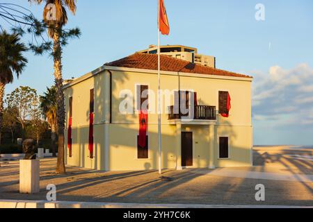 Nationalmuseum für Unabhängigkeit in Vlore Albanien. Das Unabhängigkeitsmuseum in Vlore. Balkan. Das 1936 gegründete National Independence Museum befindet sich in Loc Stockfoto