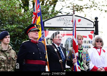 Honley, Huddersfield, Yorkshire, Vereinigtes Königreich, 10. November 2024. Gedenkgottesdienst und Parade in Honley, Huddersfield. Richard Asquith/Alamy Live News Stockfoto