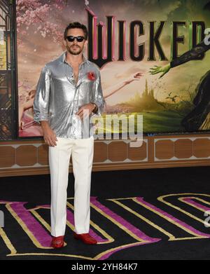 Los Angeles, USA. November 2024. Jonathan Bailey kam am 9. November 2024 zur „Wicked“ Los Angeles Premiere im Dorothy Chandler Pavilion in Los Angeles, KALIFORNIEN. © Janet Gough/AFF-USA. COM Credit: AFF/Alamy Live News Stockfoto