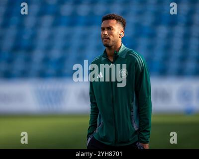 Kilmarnock, Schottland. 10. November 2024; Rugby Park, Kilmarnock, Schottland: Scottish Premiership Football, Kilmarnock versus Celtic; Auston Trusty of Celtic Credit: Action Plus Sports Images/Alamy Live News Stockfoto