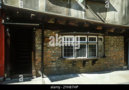 1982 Archivfoto des Schreins der englischen katholischen Märtyrerin Saint Margaret Clitherow in The Shambles, York. Stockfoto