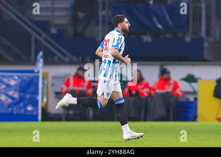 Heerenveen, Niederlande. November 2024. HEERENVEEN, Abe Lenstra Stadium, 10-11-2024, Saison 2024/2025, niederländische Eredivisie. Während des Spiels Heerenveen - Go Ahead Eagles, SC Heerenveen Spieler Alireza Jahanbakhsh Credit: Pro Shots/Alamy Live News Stockfoto